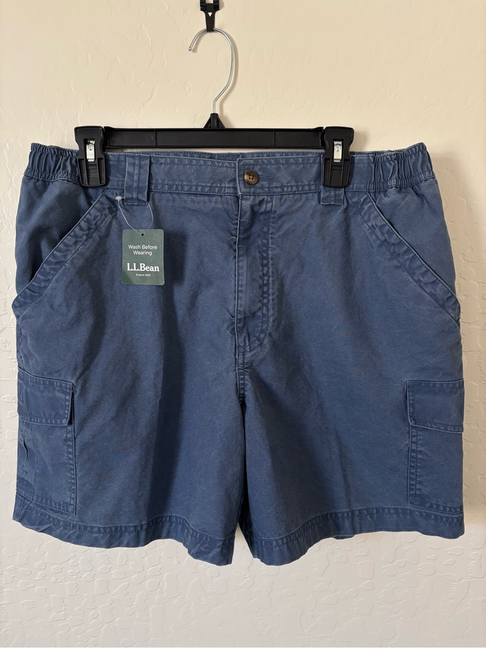 L.L.Bean Men’s Tropic Weight Cargo Shorts 36W Comfort Waist 6” Blue NWT